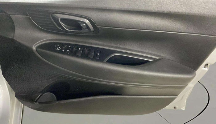 2023 Hyundai NEW I20 SPORTZ 1.2 IVT, Petrol, Automatic, 21,730 km, Driver Side Door Panels Control