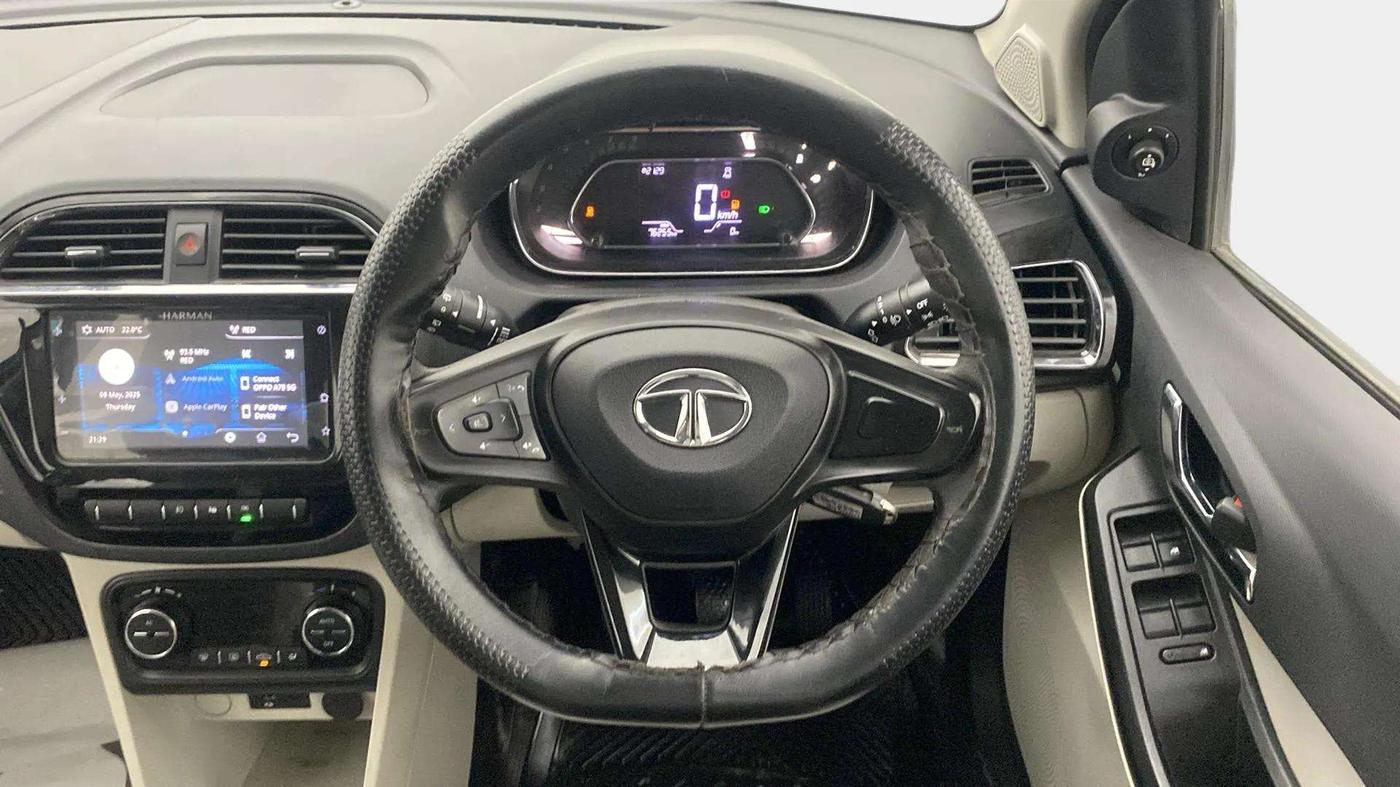 2022 Tata Tiago XZ PLUS CNG, CNG, Manual, 76,301 km, Steering Wheel Close Up