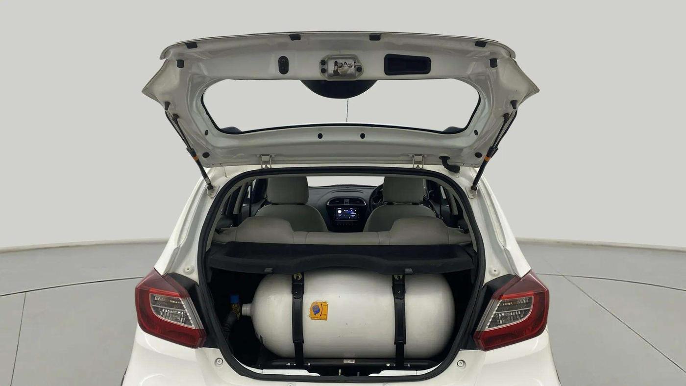 2022 Tata Tiago XZ PLUS CNG, CNG, Manual, 76,301 km, Boot Door Open