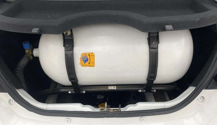 2022 Tata Tiago XZ PLUS CNG, CNG, Manual, 76,224 km, Boot Inside