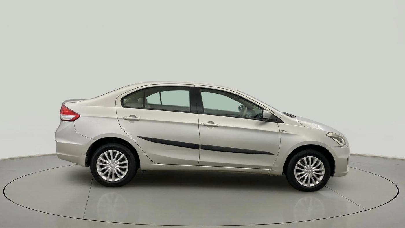 2015 Maruti Ciaz VXI+, Petrol, Manual, 73,632 km, Right Side View