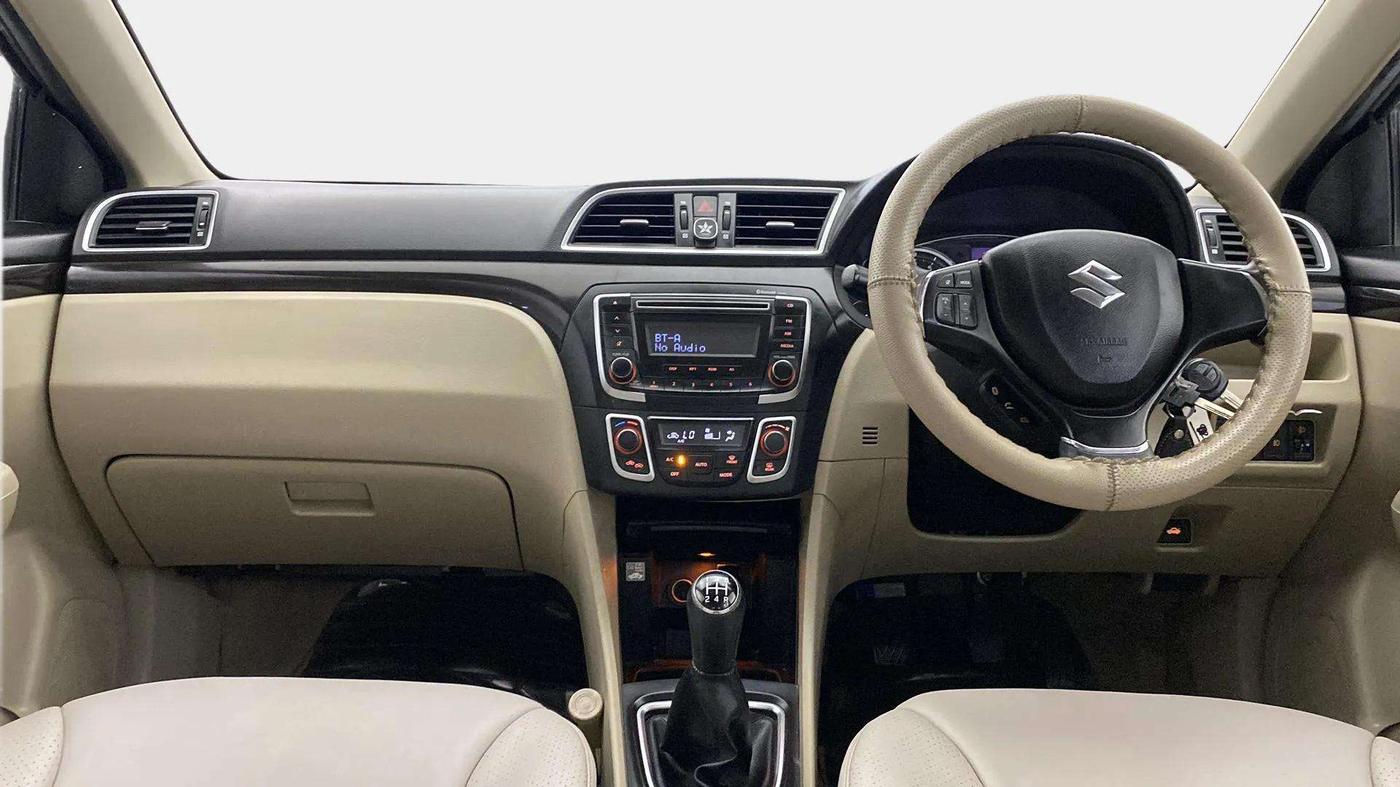 2015 Maruti Ciaz VXI+, Petrol, Manual, 73,632 km, Dashboard