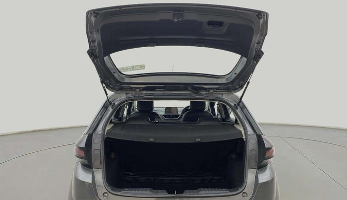 2022 Tata ALTROZ XTA, Petrol, Automatic, 42,351 km, Boot Door Open