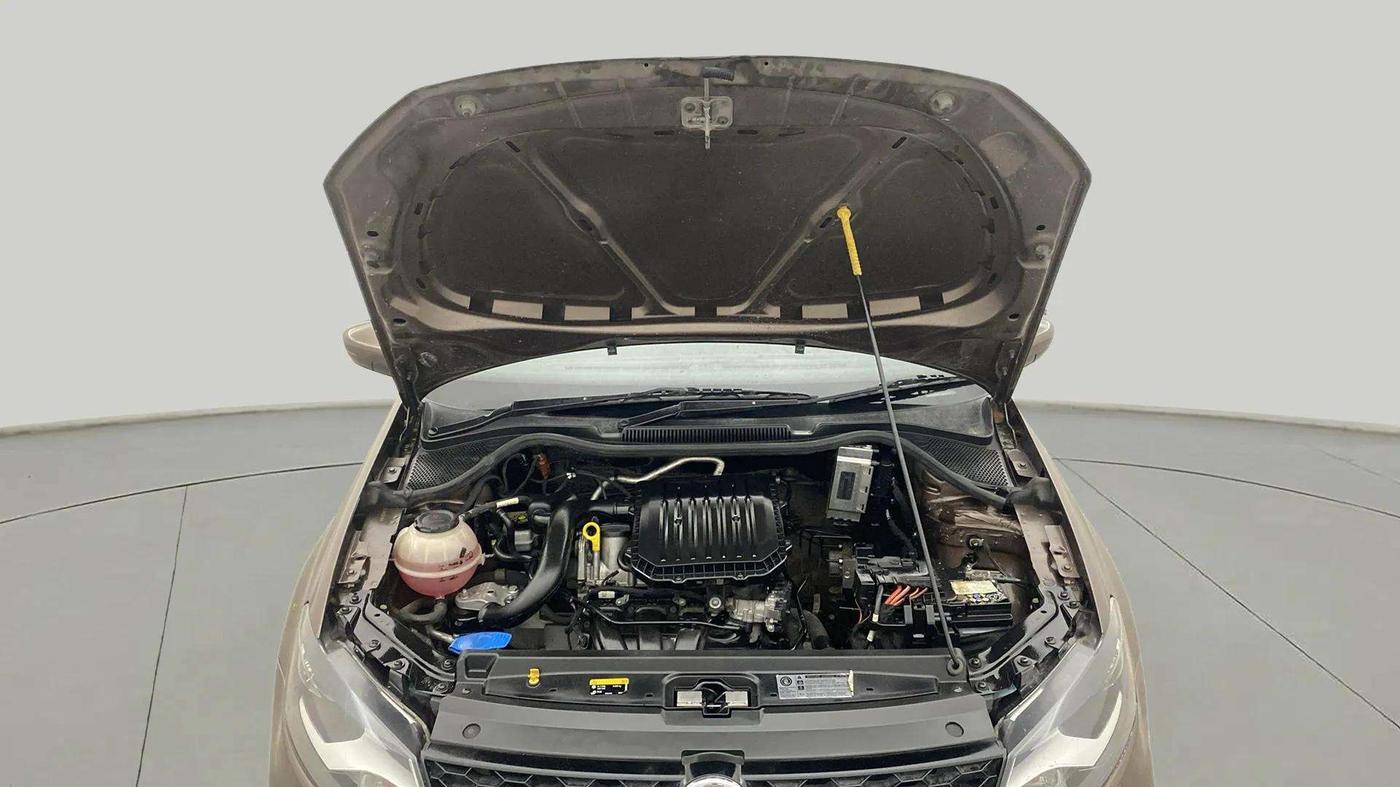 2019 Volkswagen Polo HIGHLINE PLUS 1.0, Petrol, Manual, 56,719 km, Open Bonet