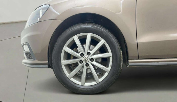2019 Volkswagen Polo HIGHLINE PLUS 1.0, Petrol, Manual, 1,11,111 km, Left Front Wheel