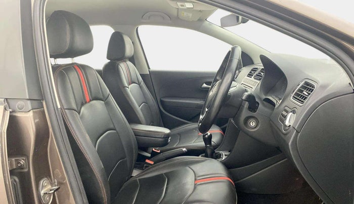 2019 Volkswagen Polo HIGHLINE PLUS 1.0, Petrol, Manual, 1,11,111 km, Right Side Front Door Cabin