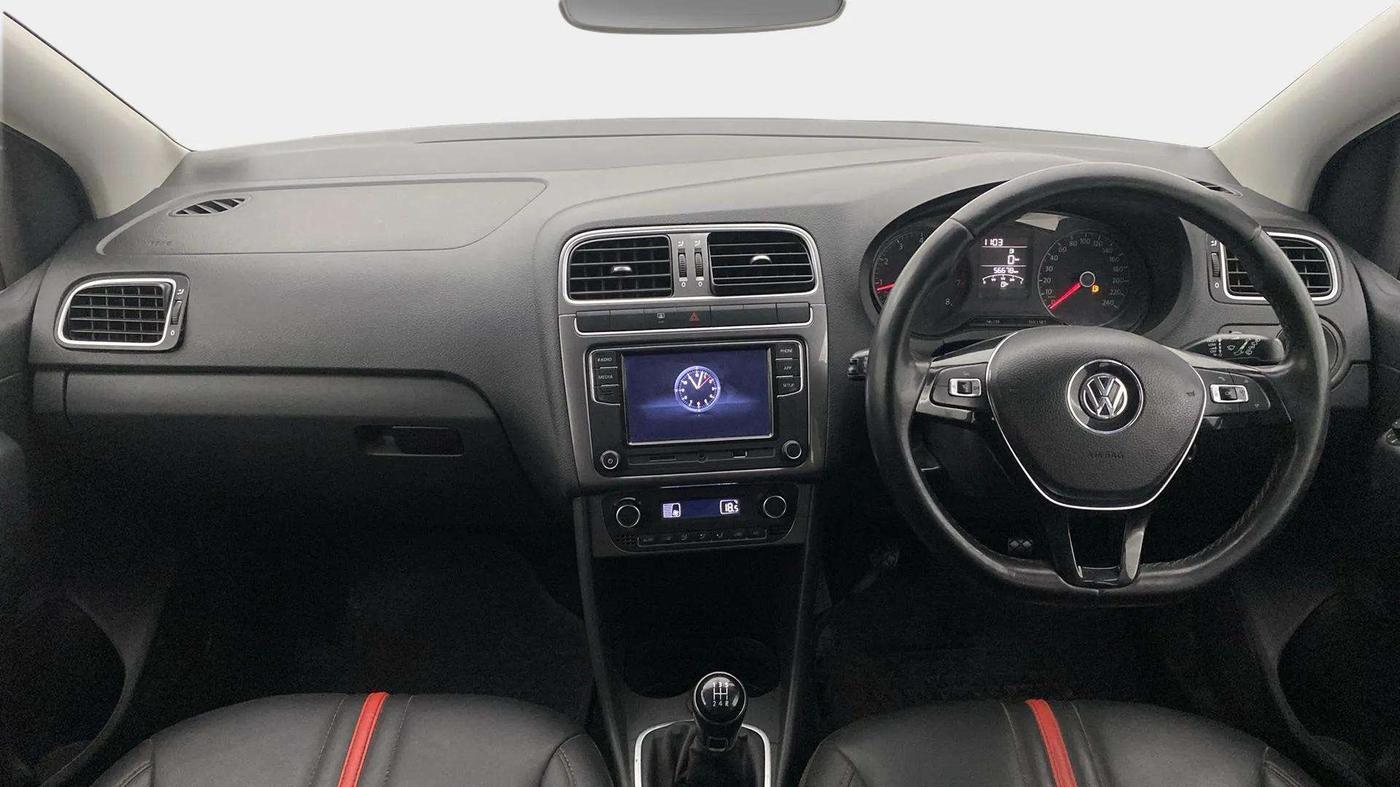 2019 Volkswagen Polo HIGHLINE PLUS 1.0, Petrol, Manual, 56,719 km, Dashboard