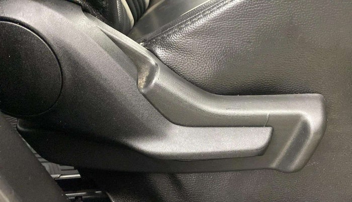 2022 Maruti IGNIS ZETA 1.2, Petrol, Manual, 57,911 km, Driver Side Adjustment Panel