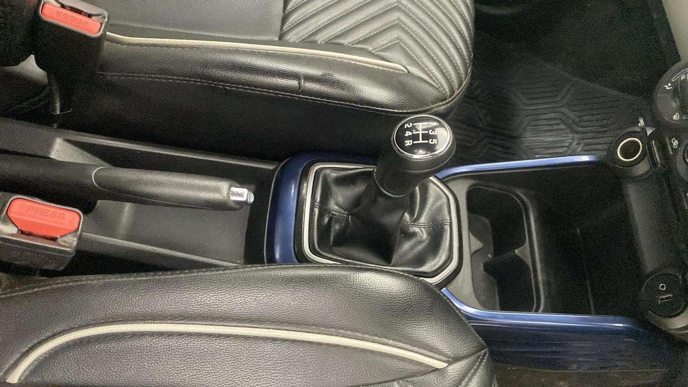 2022 Maruti IGNIS ZETA 1.2, Petrol, Manual, 57,911 km, Gear Lever