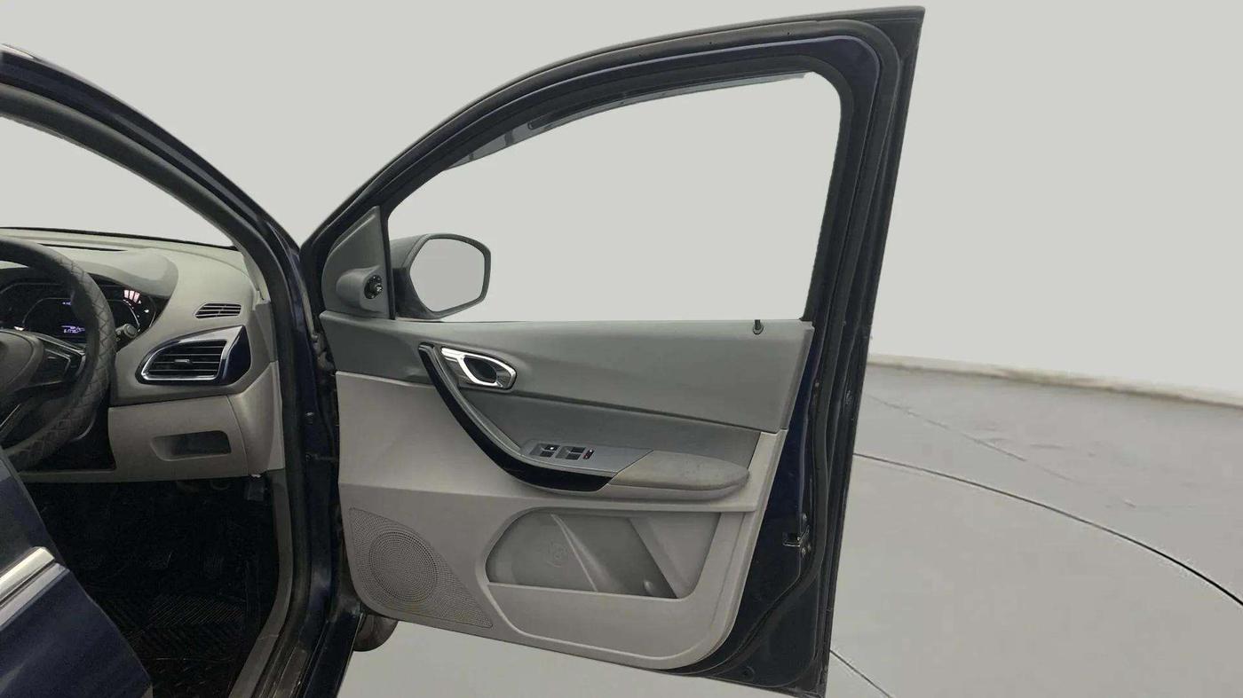 2021 Tata TIGOR XZ PLUS PETROL, Petrol, Manual, 61,841 km, RHS Front Door
