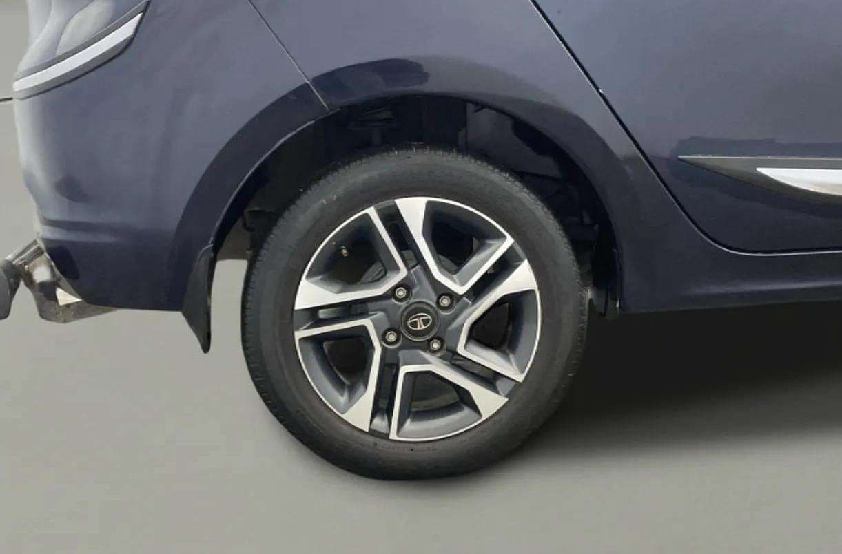 2021 Tata TIGOR XZ PLUS PETROL, Petrol, Manual, 61,841 km, Right Rear Wheel
