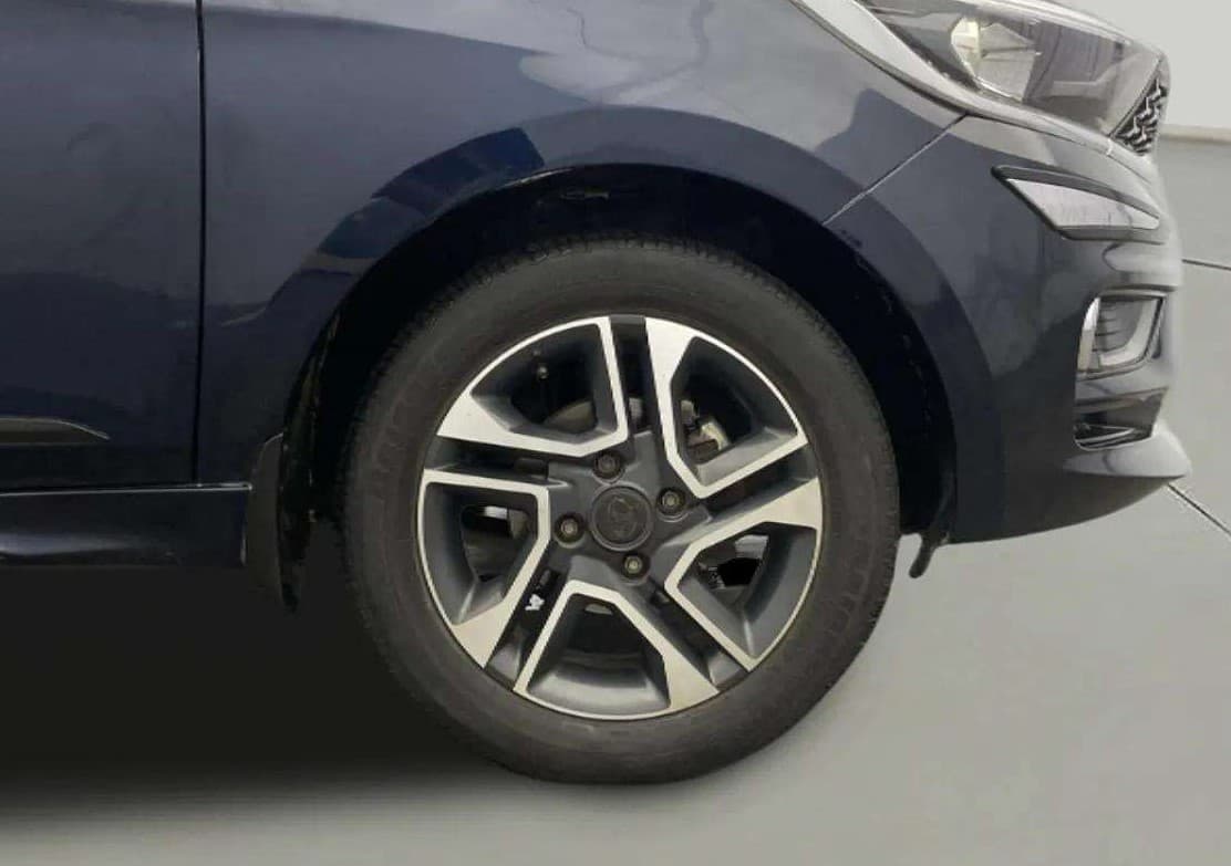 2021 Tata TIGOR XZ PLUS PETROL, Petrol, Manual, 61,841 km, Right Front Wheel