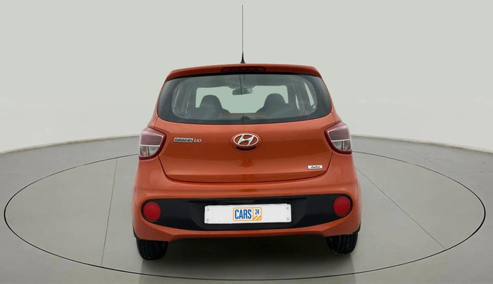 2017 Hyundai Grand i10 MAGNA AT 1.2 KAPPA VTVT, Petrol, Automatic, 45,001 km, Back/Rear
