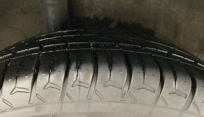 2019 Honda Amaze 1.2L I-VTEC V, Petrol, Manual, 37,137 km, Right Rear Tyre Tread