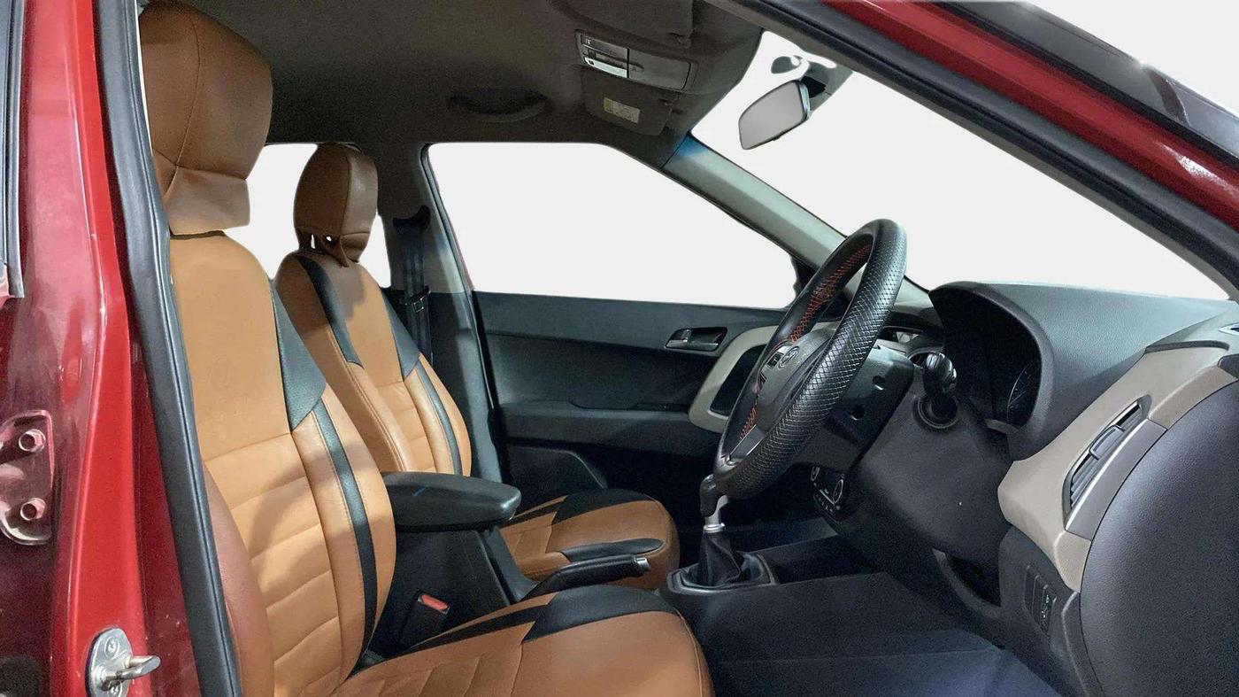 2017 Hyundai Creta SX PLUS 1.6 PETROL, Petrol, Manual, 47,445 km, Right Side Front Door Cabin