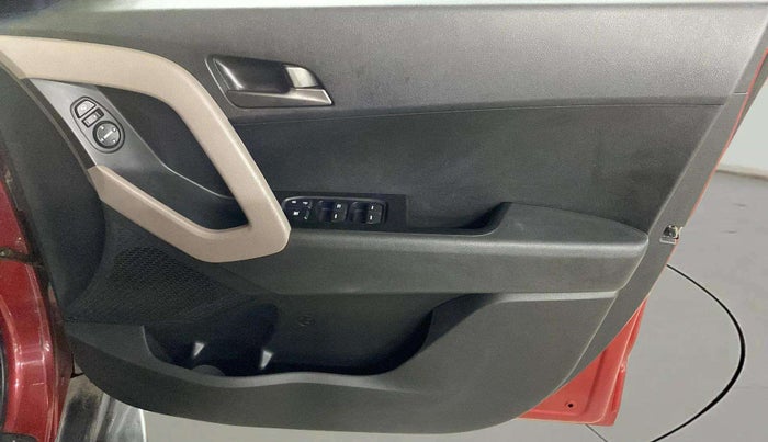 2017 Hyundai Creta SX PLUS 1.6 PETROL, Petrol, Manual, 47,403 km, Driver Side Door Panels Control