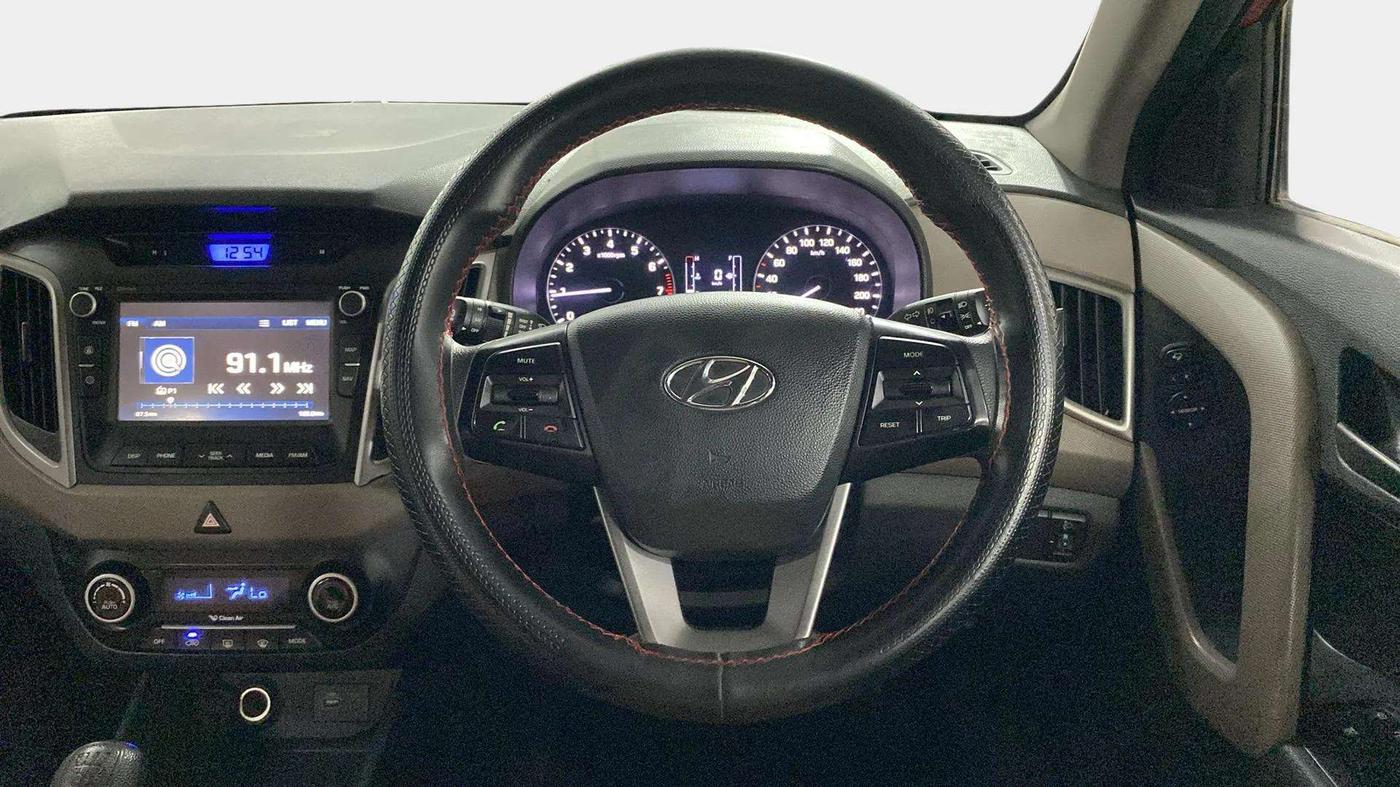2017 Hyundai Creta SX PLUS 1.6 PETROL, Petrol, Manual, 47,445 km, Steering Wheel Close Up