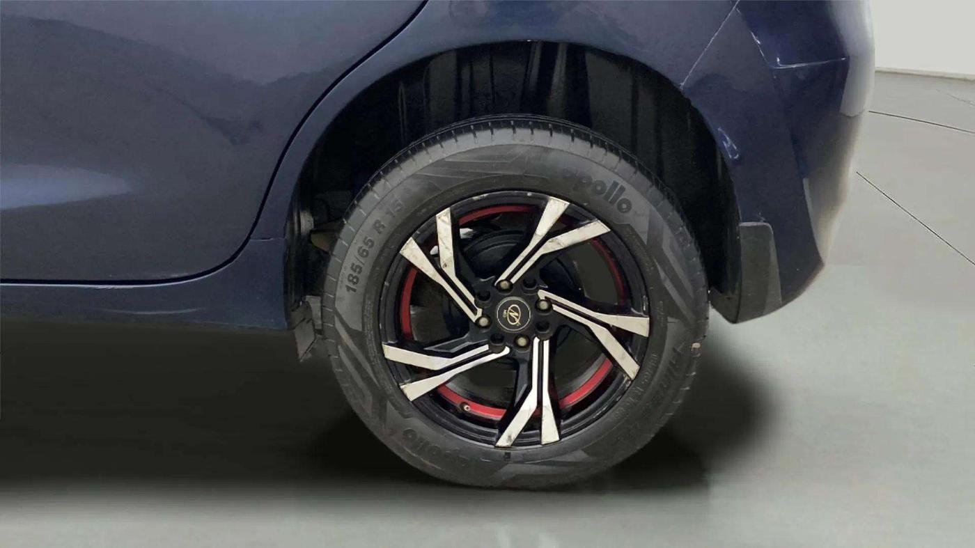 2022 Maruti Baleno SIGMA PETROL 1.2, Petrol, Manual, 41,493 km, Left Rear Wheel