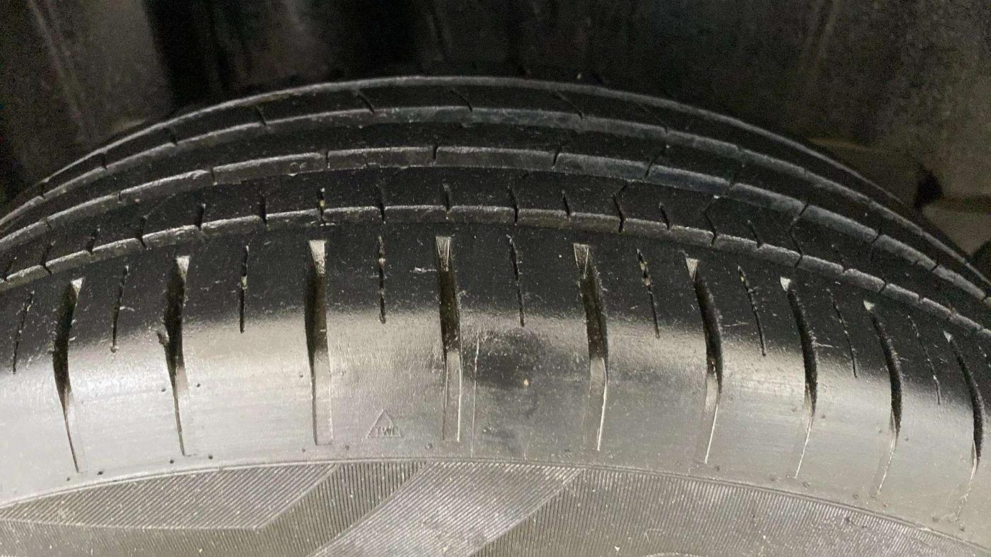 2022 Maruti Baleno SIGMA PETROL 1.2, Petrol, Manual, 41,493 km, Right Rear Tyre Tread