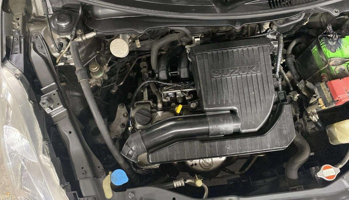 2013 Maruti Swift VXI, Petrol, Manual, 86,217 km, Engine View - Right