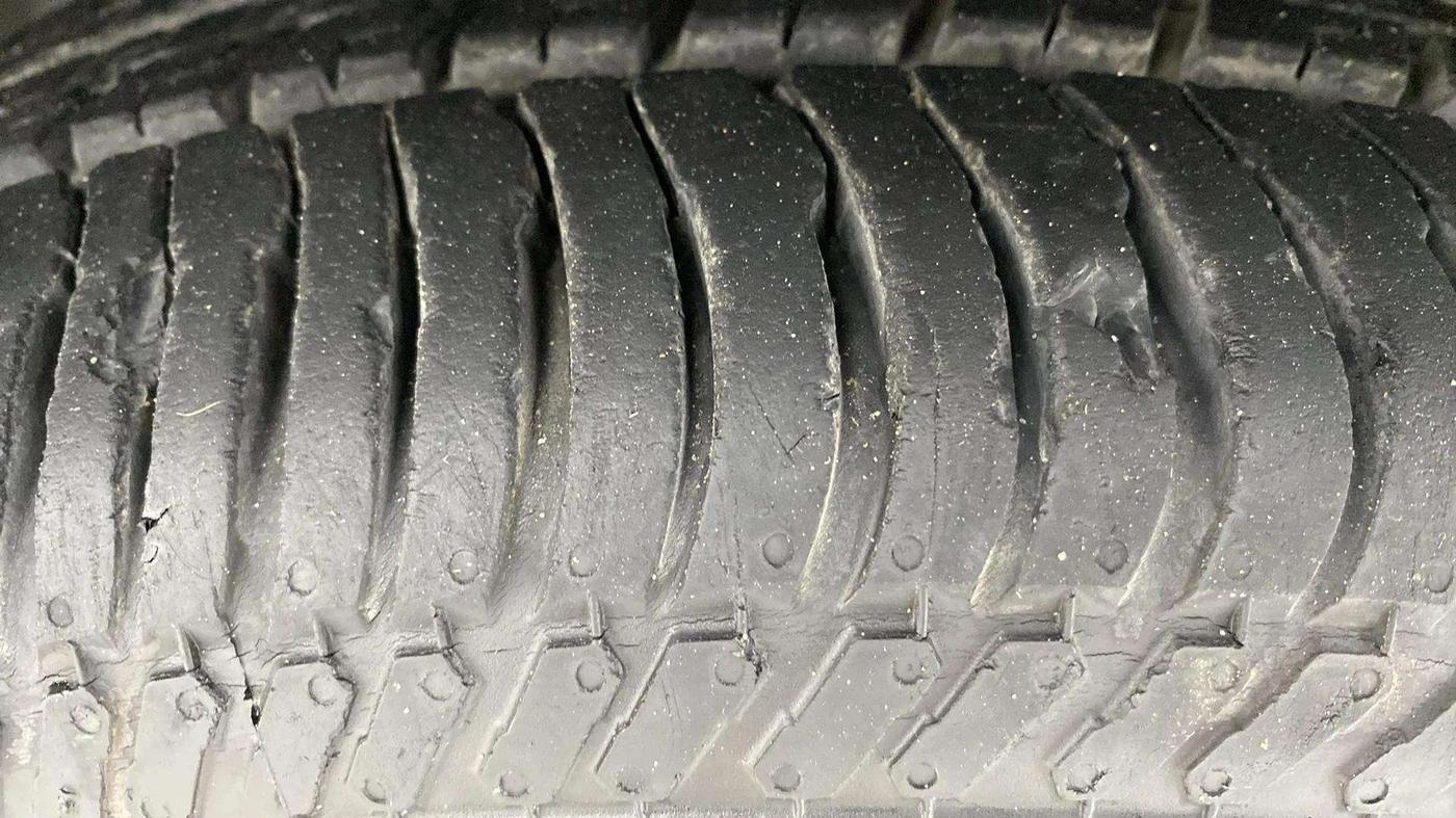 2016 Ford Ecosport TITANIUM 1.5L DIESEL, Diesel, Manual, 90,235 km, Left Front Tyre Tread