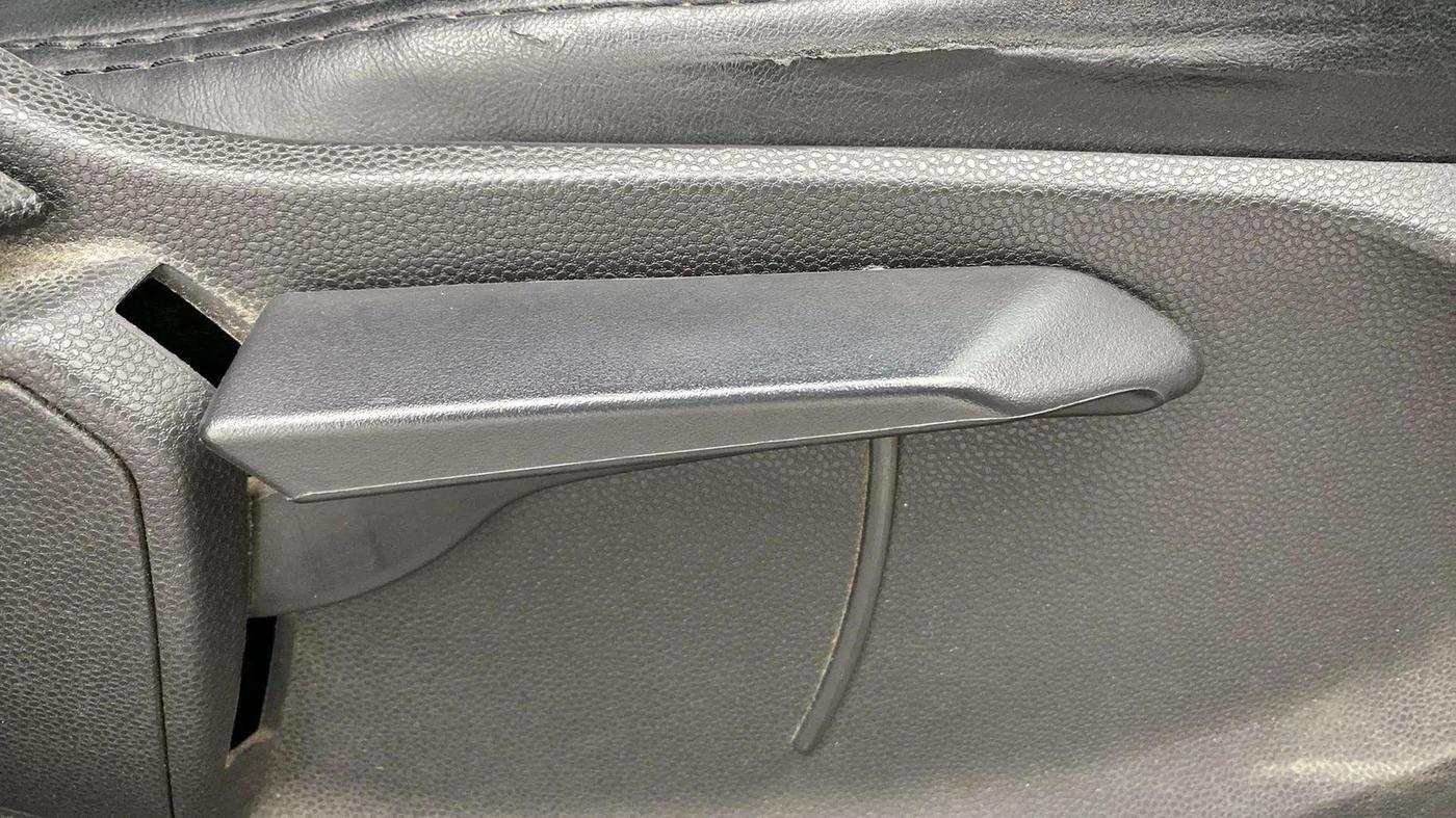2016 Ford Ecosport TITANIUM 1.5L DIESEL, Diesel, Manual, 90,235 km, Driver Side Adjustment Panel