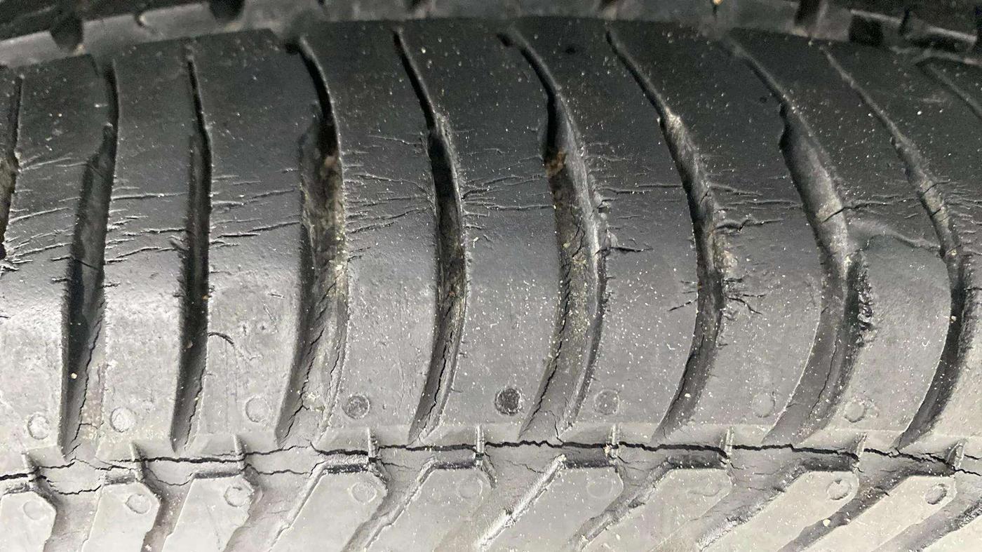 2016 Ford Ecosport TITANIUM 1.5L DIESEL, Diesel, Manual, 90,235 km, Right Rear Tyre Tread