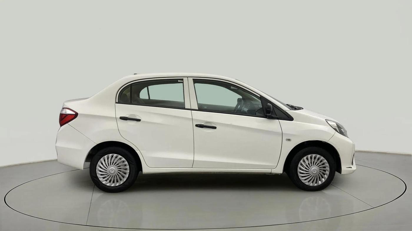 2017 Honda Amaze 1.2L I-VTEC E, Petrol, Manual, 63,397 km, Right Side View