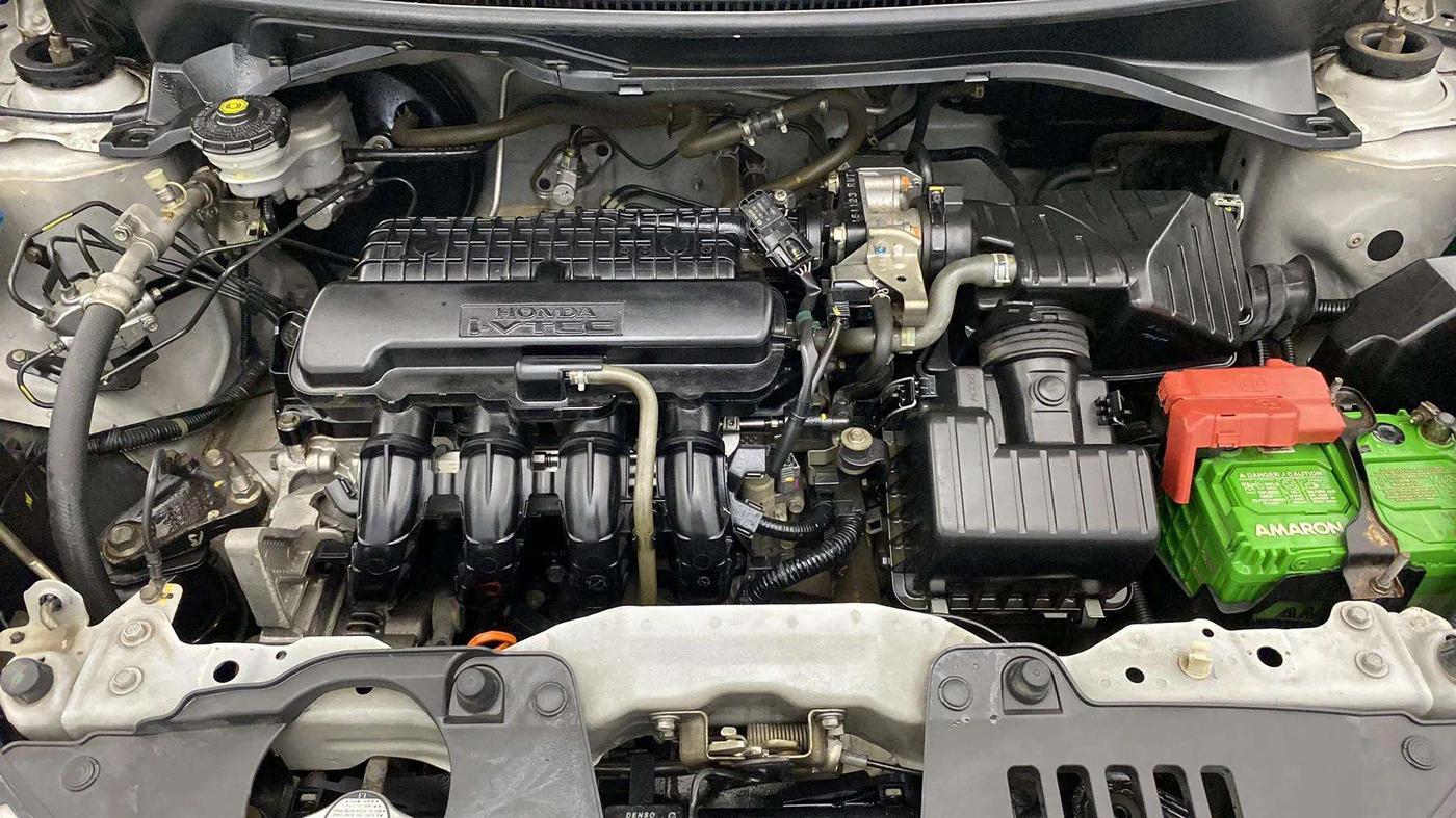 2017 Honda Amaze 1.2L I-VTEC E, Petrol, Manual, 63,397 km, Engine View