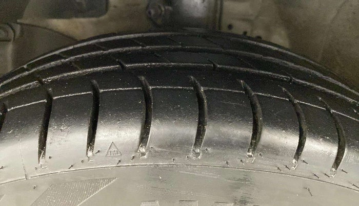 2017 Honda Amaze 1.2L I-VTEC E, Petrol, Manual, 63,397 km, Left Front Tyre Tread