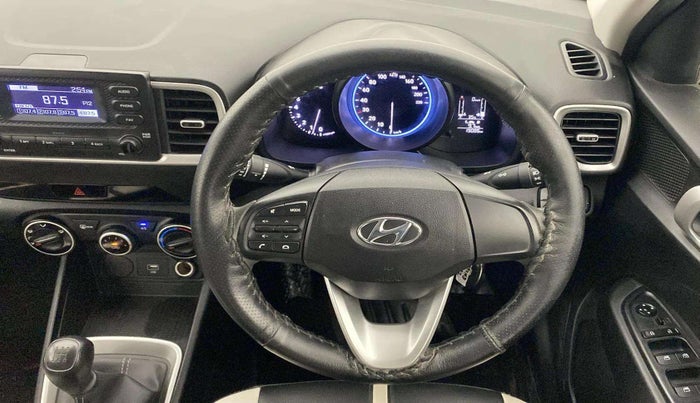 2020 Hyundai VENUE S 1.2, Petrol, Manual, 19,058 km, Steering Wheel Close Up