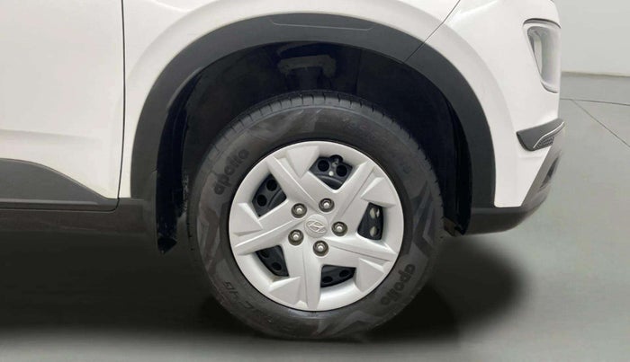 2020 Hyundai VENUE S 1.2, Petrol, Manual, 19,058 km, Right Front Wheel