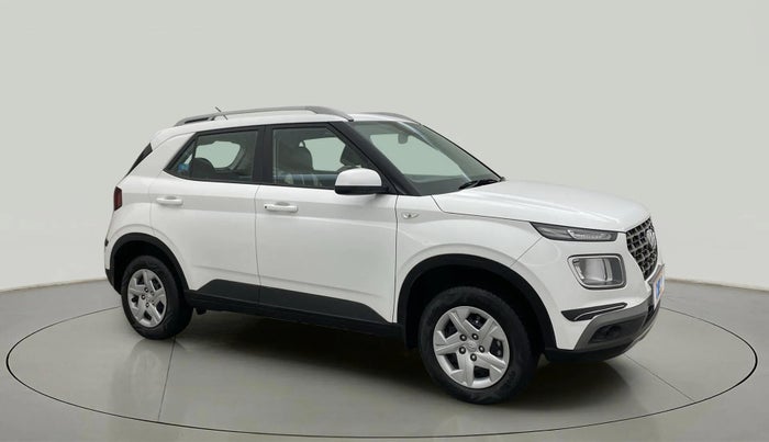 2020 Hyundai VENUE S 1.2, Petrol, Manual, 19,058 km, Right Front Diagonal