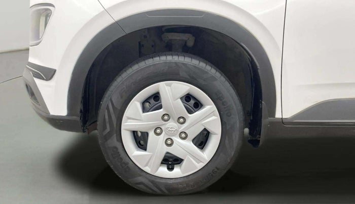 2020 Hyundai VENUE S 1.2, Petrol, Manual, 19,058 km, Left Front Wheel