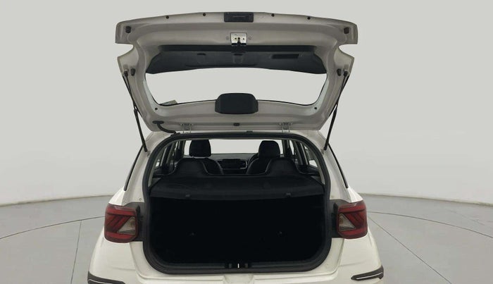 2020 Hyundai VENUE S 1.2, Petrol, Manual, 19,058 km, Boot Door Open