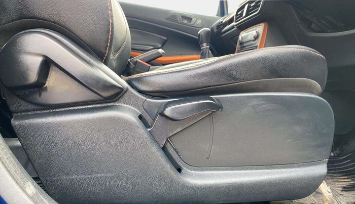 2020 Ford Ecosport TITANIUM 1.5 SPORTS(SUNROOF) PETROL, Petrol, Manual, 50,014 km, Driver Side Adjustment Panel