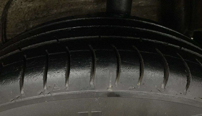 2018 Maruti Celerio VXI (O) CNG, CNG, Manual, 78,061 km, Left Rear Tyre Tread