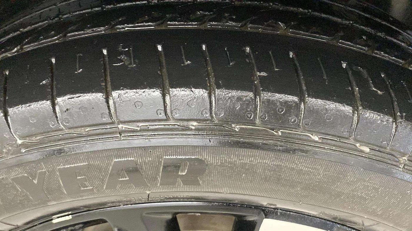 2020 MG HECTOR PLUS SHARP 1.5 PETROL TURBO DCT 6-STR, Petrol, Automatic, 40,758 km, Right Rear Tyre Tread