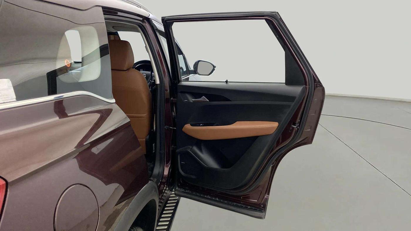 2020 MG HECTOR PLUS SHARP 1.5 PETROL TURBO DCT 6-STR, Petrol, Automatic, 40,758 km, RHS Rear Door