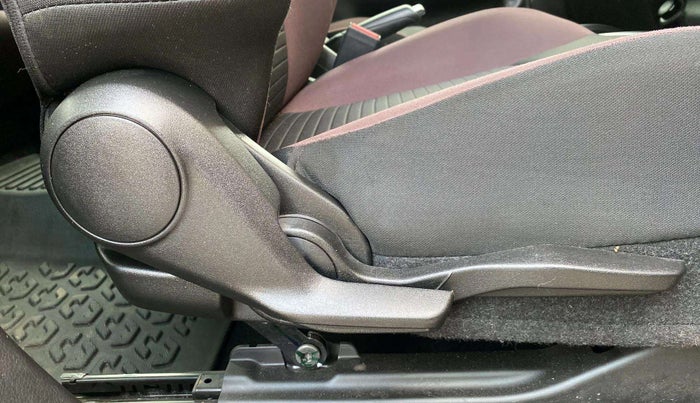 2024 Maruti FRONX ALPHA 1.0L TURBO MT DUAL TONE, Petrol, Manual, 3,582 km, Driver Side Adjustment Panel