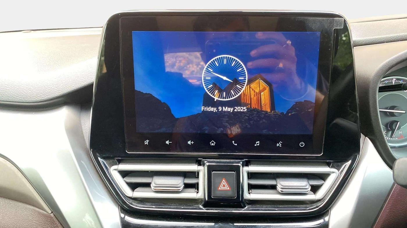 2024 Maruti FRONX ALPHA 1.0L TURBO MT DUAL TONE, Petrol, Manual, 3,605 km, Air Conditioner