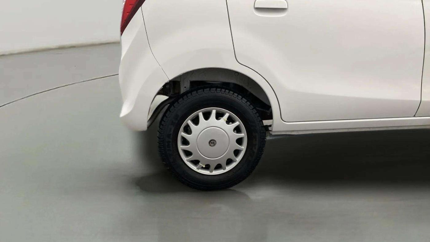 2015 Maruti Alto 800 LXI, Petrol, Manual, 4,379 km, Right Rear Wheel