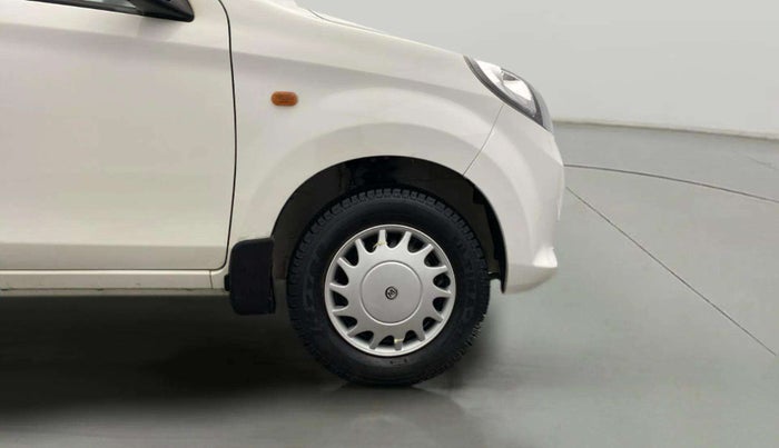 2015 Maruti Alto 800 LXI, Petrol, Manual, 4,379 km, Right Front Wheel