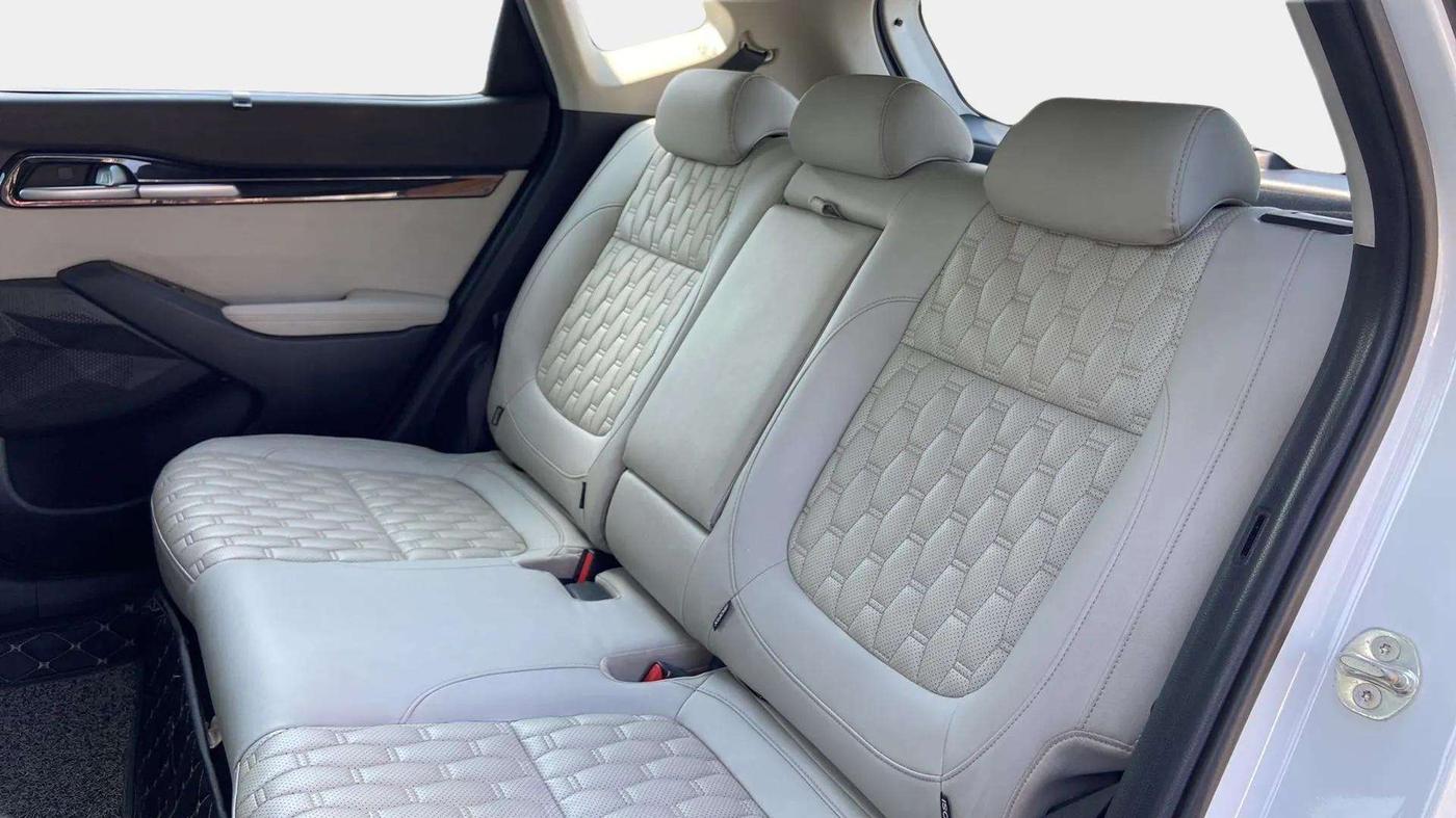 2021 KIA SELTOS HTX 1.5 PETROL, Petrol, Manual, 51,306 km, Right Side Rear Door Cabin