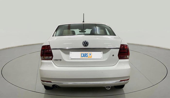 2019 Volkswagen Vento HIGHLINE 1.6 MPI, Petrol, Manual, 4,517 km, Back/Rear