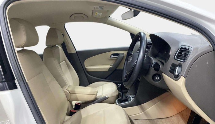 2019 Volkswagen Vento HIGHLINE 1.6 MPI, Petrol, Manual, 4,517 km, Right Side Front Door Cabin