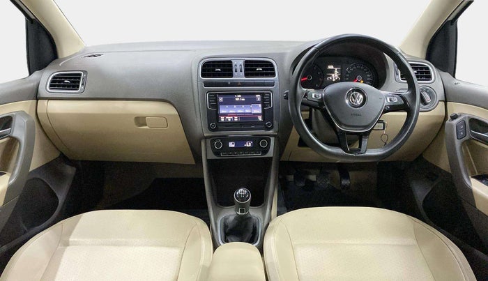 2019 Volkswagen Vento HIGHLINE 1.6 MPI, Petrol, Manual, 4,517 km, Dashboard