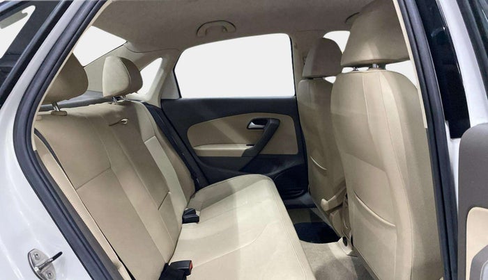 2019 Volkswagen Vento HIGHLINE 1.6 MPI, Petrol, Manual, 4,517 km, Right Side Rear Door Cabin