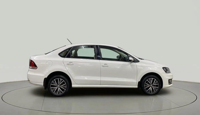 2019 Volkswagen Vento HIGHLINE 1.6 MPI, Petrol, Manual, 4,517 km, Right Side View