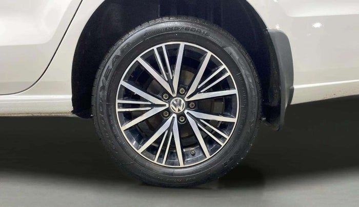 2019 Volkswagen Vento HIGHLINE 1.6 MPI, Petrol, Manual, 4,517 km, Left Rear Wheel